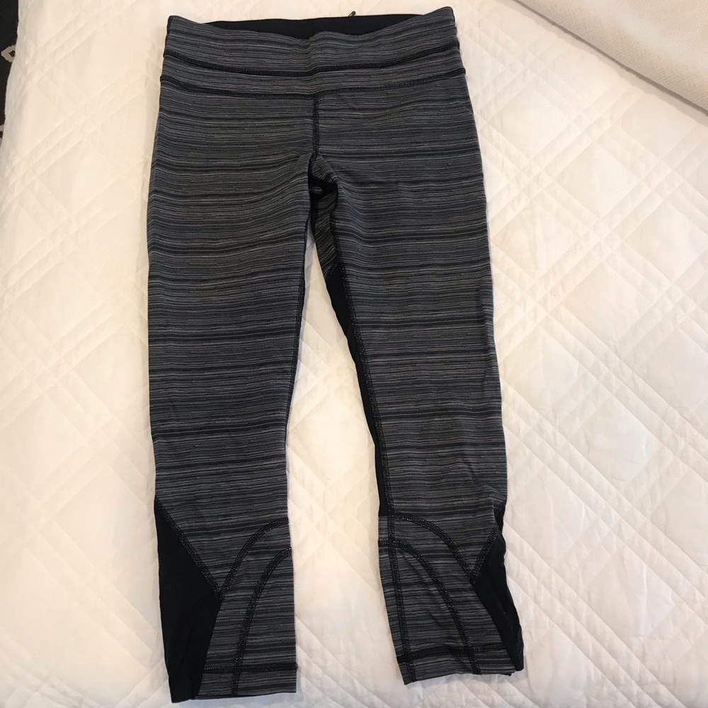 Lululemon cropped pants- size 6